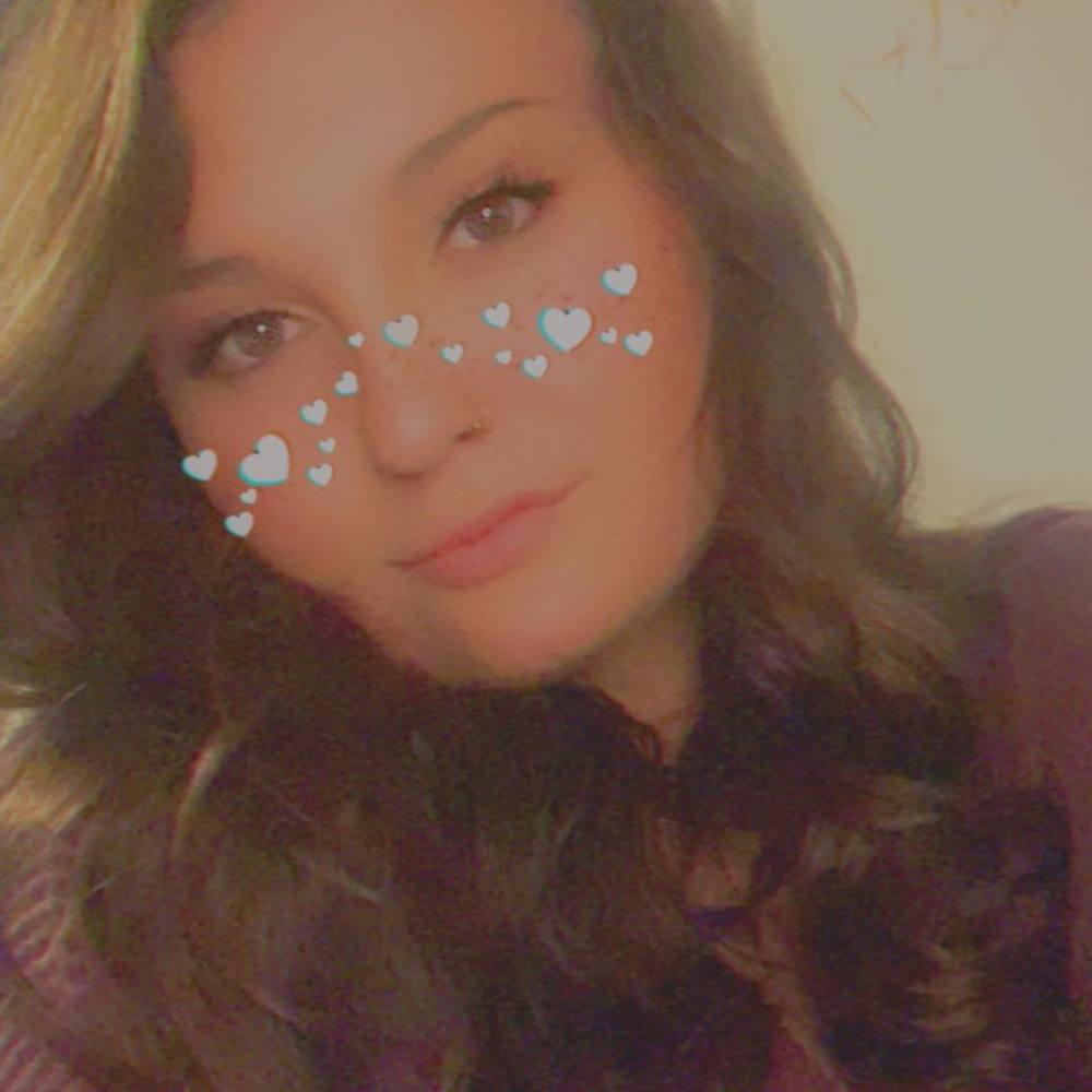 Meet your Posher, Kayla
